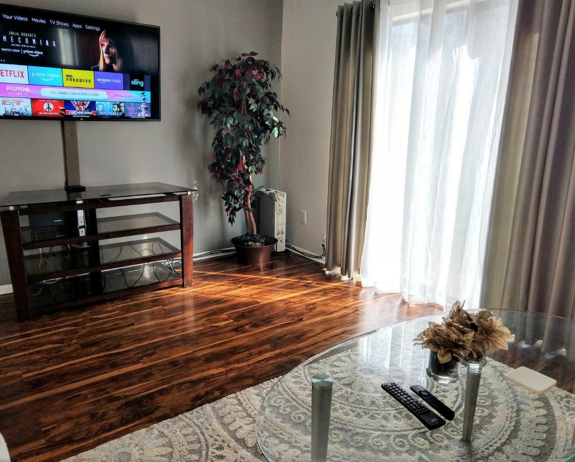 Delightful Townhome - Central Raleigh Location Eksteriør billede