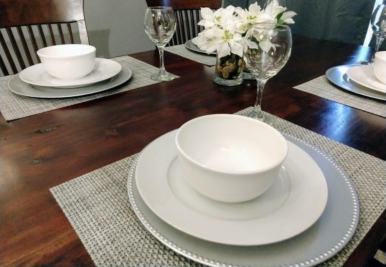 Delightful Townhome - Central Raleigh Location Eksteriør billede