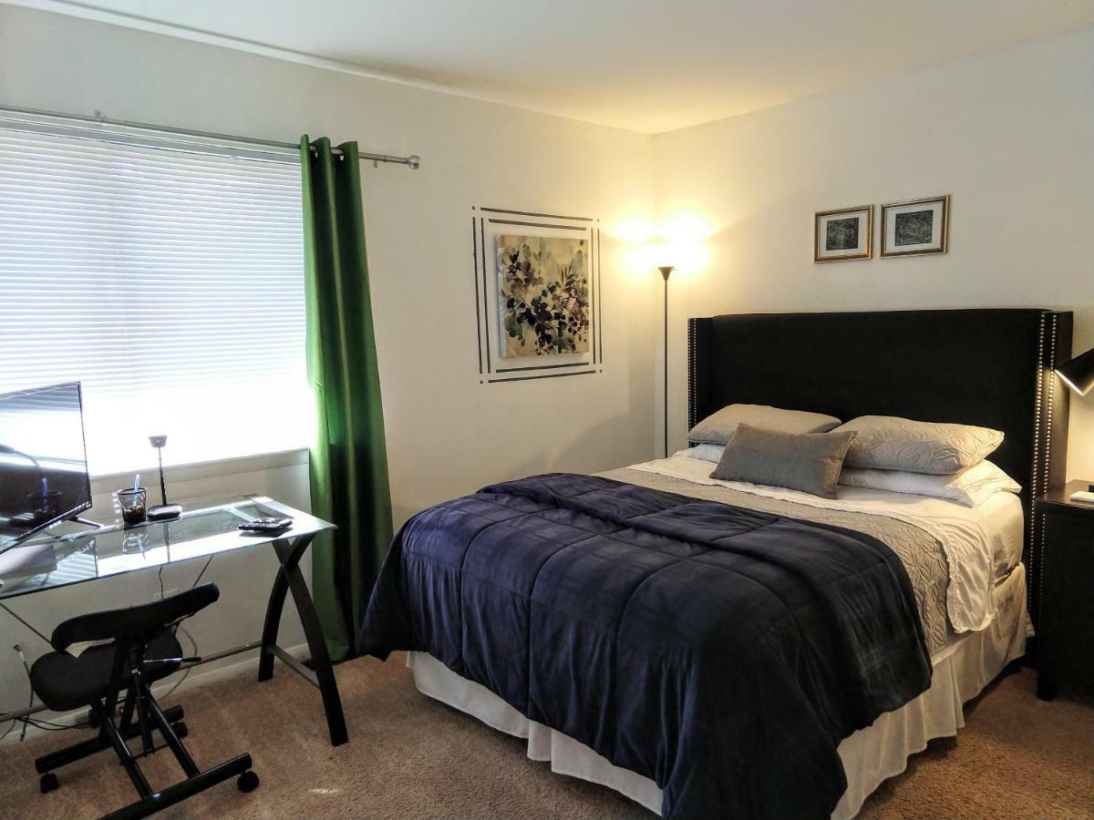 Delightful Townhome - Central Raleigh Location Eksteriør billede