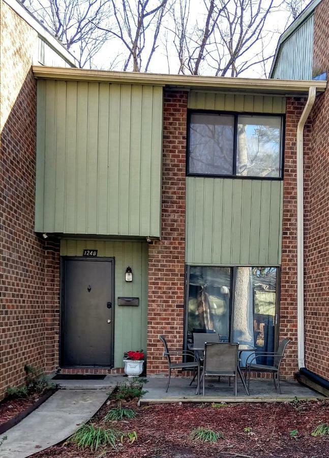 Delightful Townhome - Central Raleigh Location Eksteriør billede